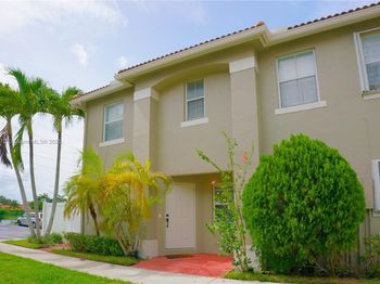5321 SW 126th Ter
