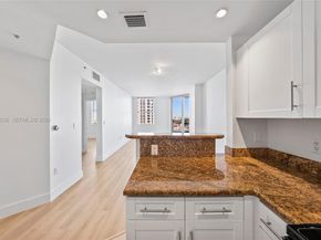 357 Almeria Ave 1406, Coral Gables FL 33134