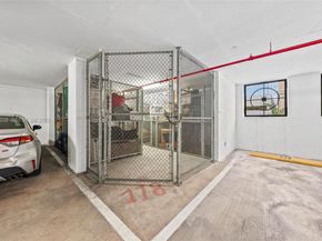 357 Almeria Ave 1406, Coral Gables FL 33134