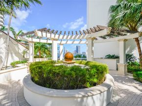 2800 Island Blvd PH05, Aventura FL 33160