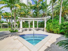 2800 Island Blvd PH05, Aventura FL 33160