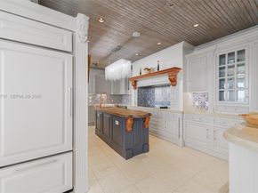 2800 Island Blvd PH05, Aventura FL 33160