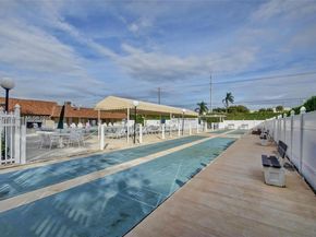 1361 NW 19th Ter 203, Delray Beach FL 33445