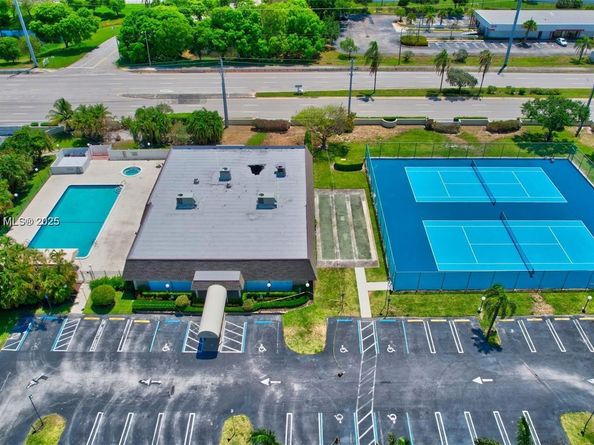 1361 NW 19th Ter 203, Delray Beach FL 33445