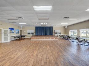 1361 NW 19th Ter 203, Delray Beach FL 33445