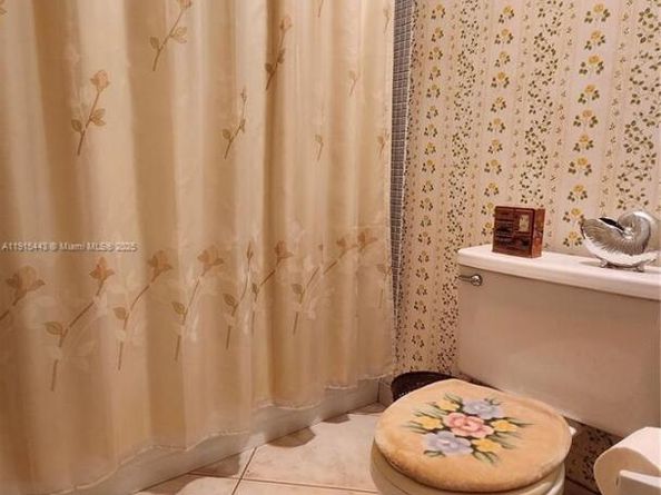 1361 NW 19th Ter 203, Delray Beach FL 33445