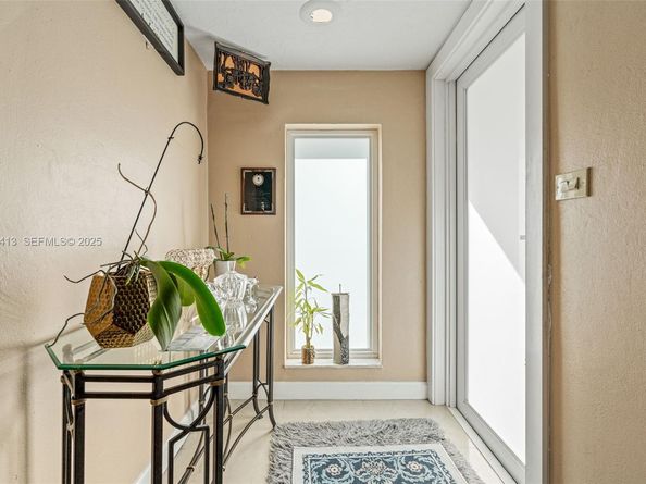 7601 Embassy Blvd, Miramar FL 33023