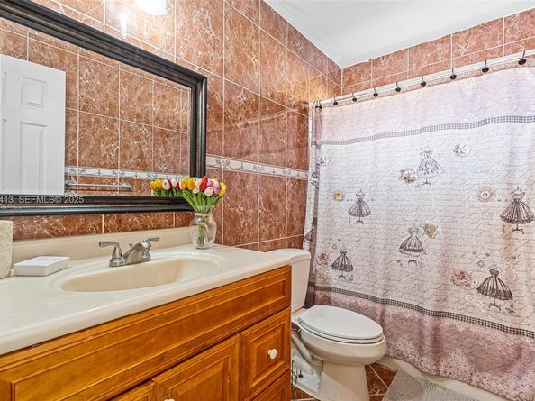 7601 Embassy Blvd, Miramar FL 33023