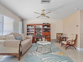 7601 Embassy Blvd, Miramar FL 33023