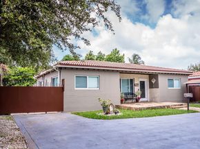 1004 NE 151st Ter, North Miami Beach FL 33162
