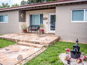 1004 NE 151st Ter, North Miami Beach FL 33162