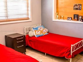 1004 NE 151st Ter, North Miami Beach FL 33162