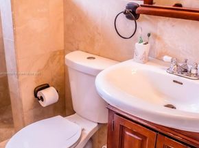 1004 NE 151st Ter, North Miami Beach FL 33162