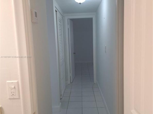 9954 SW 88th St 2122, Miami FL 33176