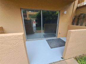 9954 SW 88th St 2122, Miami FL 33176