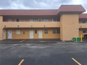 9954 SW 88th St 2122, Miami FL 33176