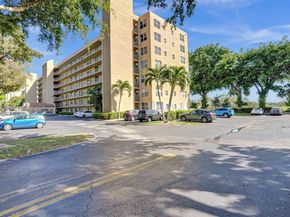 4570 NW 18th Avenue 202, Deerfield Beach FL 33064