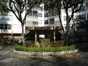 1300 Saint Charles Pl PH6, Pembroke Pines FL 33026