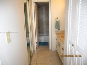 1300 Saint Charles Pl PH6, Pembroke Pines FL 33026