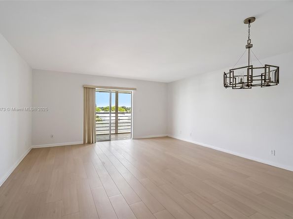 4851 NW 21st St 512, Lauderhill FL 33313