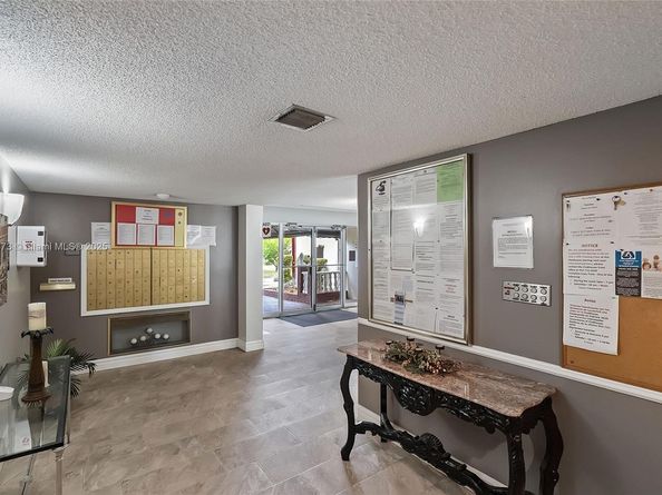 4851 NW 21st St 512, Lauderhill FL 33313