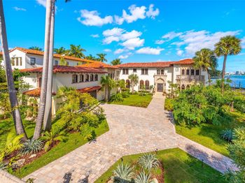 49 Palm Ave