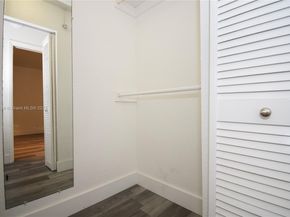 301 Gardens Dr 102, Pompano Beach FL 33069