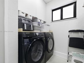 7491 Raleigh St, Hollywood FL 33024