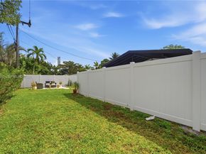 7491 Raleigh St, Hollywood FL 33024