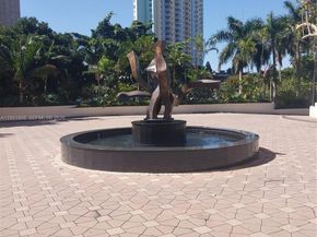 2333 Brickell Ave 602, Miami FL 33129