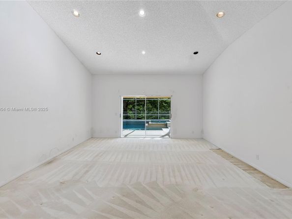 840 NW 132nd Ave, Sunrise FL 33325