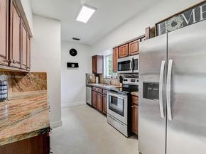 800 SW 26th Ct, Fort Lauderdale FL 33315