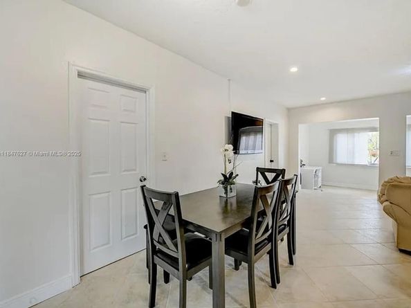 800 SW 26th Ct, Fort Lauderdale FL 33315