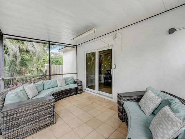 800 SW 26th Ct, Fort Lauderdale FL 33315