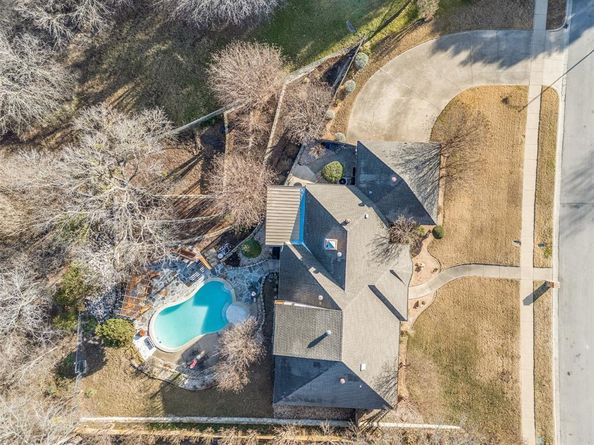 10124  Wandering Way Street , Benbrook Texas 76126