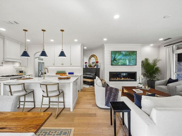 1020  Mont Cascades Drive , Rockwall Texas 75087