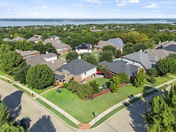 1020  Mont Cascades Drive , Rockwall Texas 75087