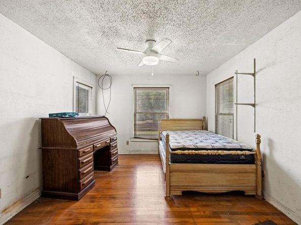 3825  Rusty Dell  , Fort Worth Texas 76111