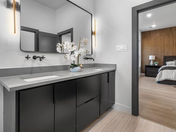 912  Brookwood  , Dallas Texas 75224