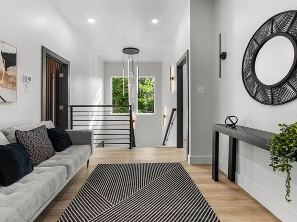 912  Brookwood  , Dallas Texas 75224