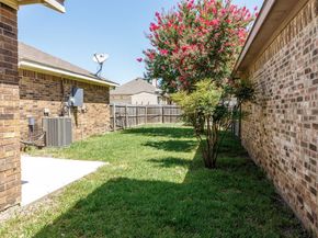 1129  Sandalwood Lane , DeSoto Texas 75115