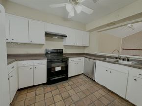 13357  Kit lane  , Dallas Texas 75240