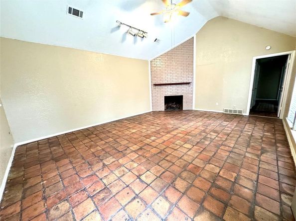 13357  Kit lane  , Dallas Texas 75240