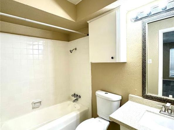 13357  Kit lane  , Dallas Texas 75240