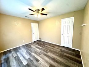 13357  Kit lane  , Dallas Texas 75240