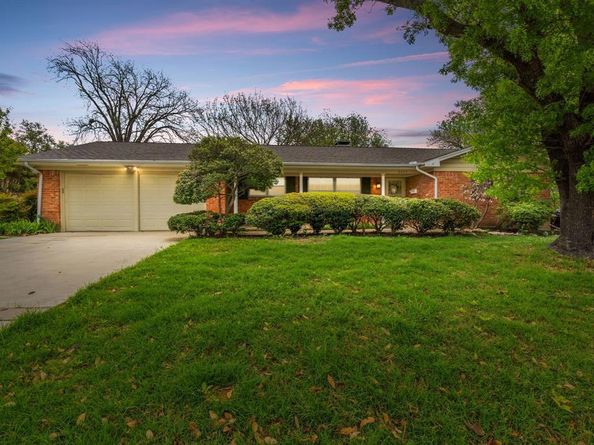 6033  Worrell Drive , Fort Worth Texas 76133