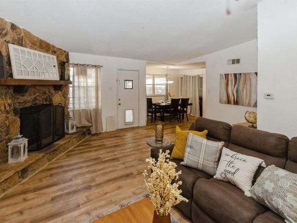 14504  Dennis Lane , Farmers Branch Texas 75234