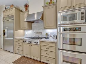 2705  Museum Way , Fort Worth Texas 76107