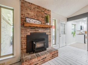 1304  Midbury Court , Arlington Texas 76015