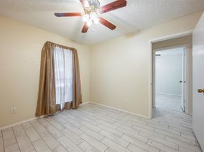 1304  Midbury Court , Arlington Texas 76015